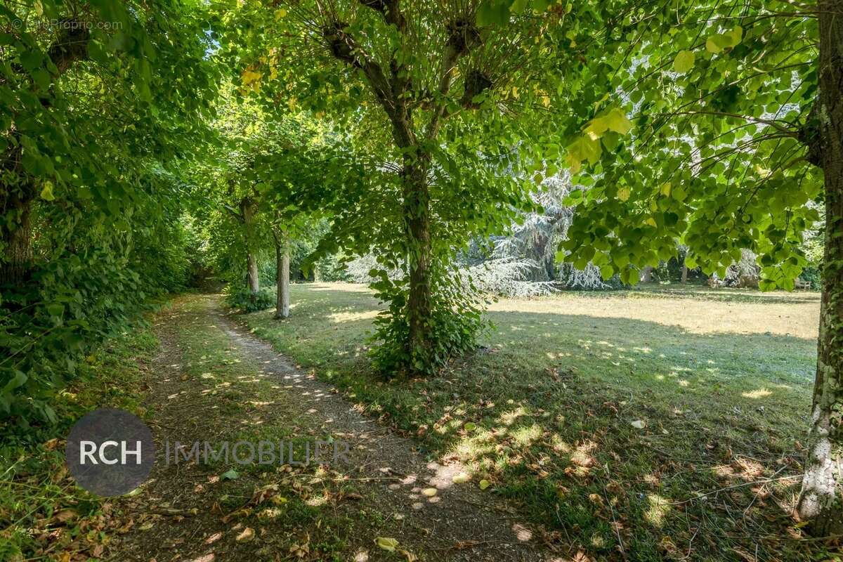 Maison à MONTFORT-L&#039;AMAURY