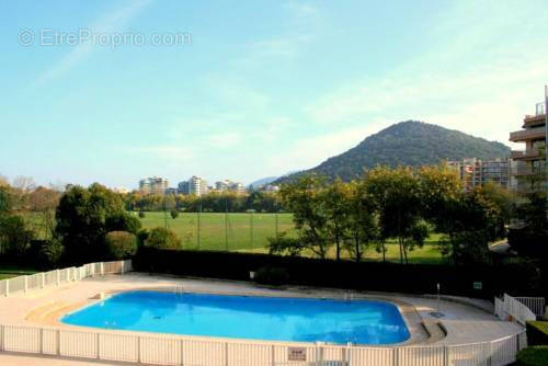 Appartement à MANDELIEU-LA-NAPOULE