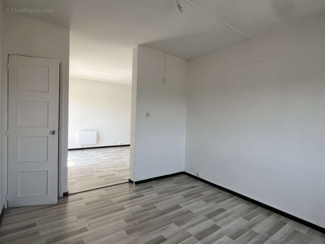 Appartement à PONT-SAINT-ESPRIT