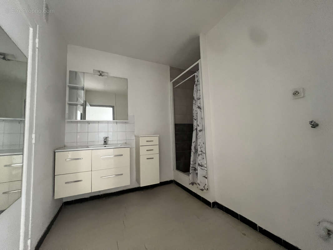 Appartement à PONT-SAINT-ESPRIT