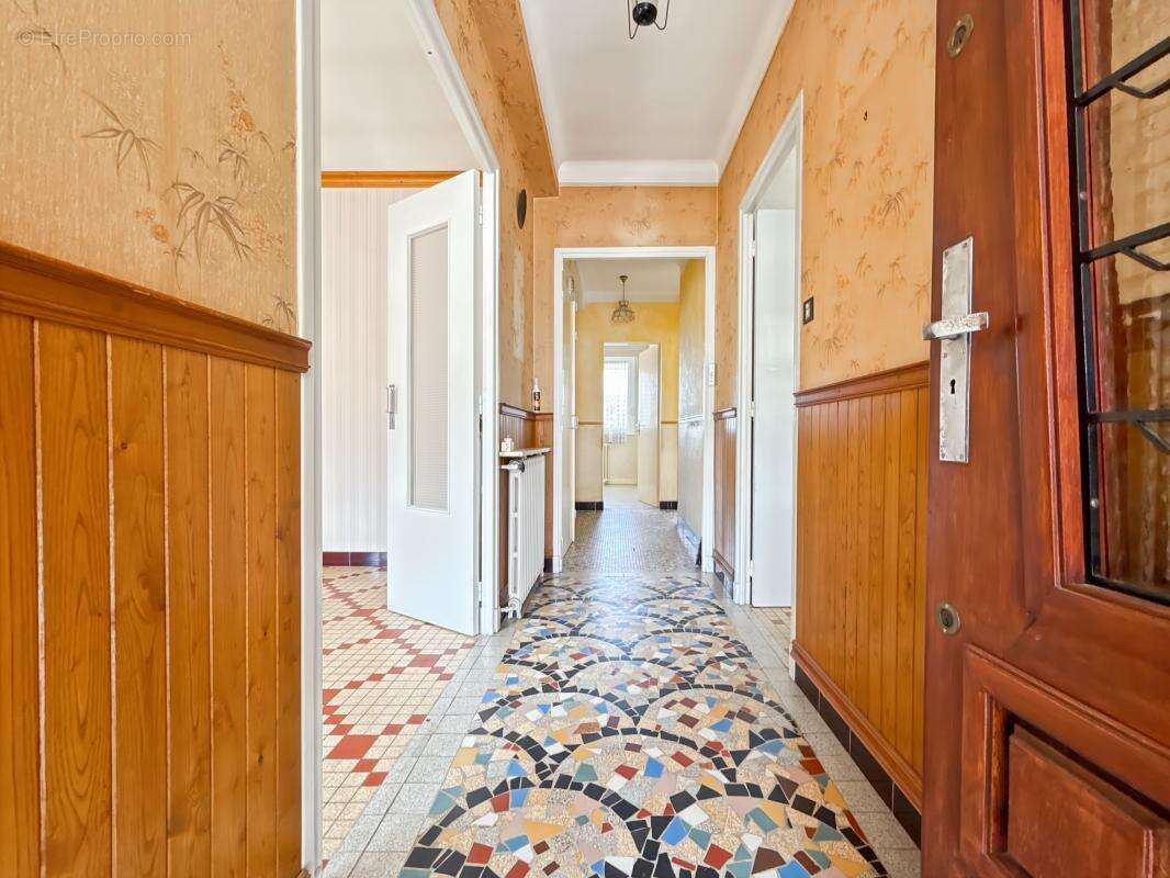 Maison à COULOUNIEIX-CHAMIERS