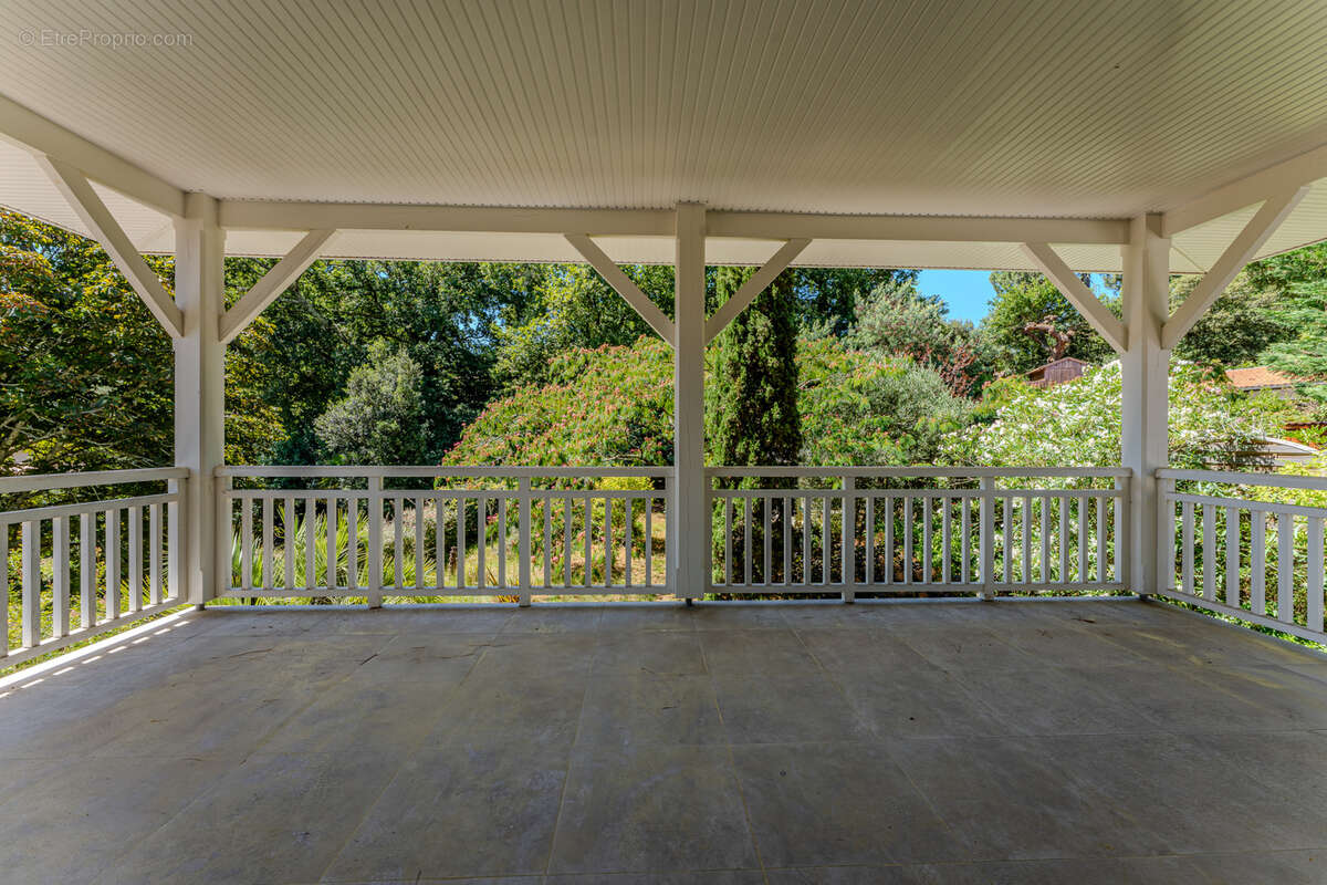 Maison à LE BOUSCAT