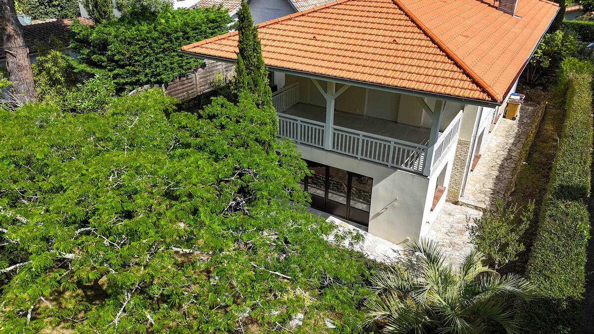 Maison à LE BOUSCAT