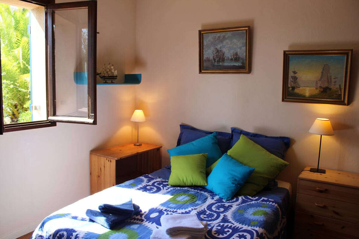 Maison à CHATEAUNEUF-GRASSE