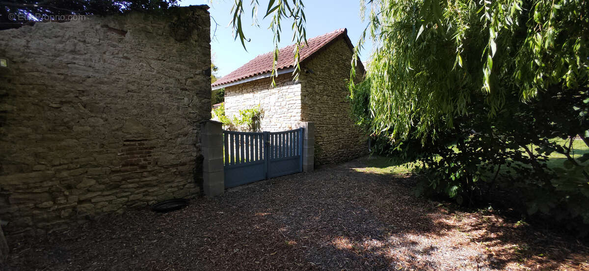 Maison à SAINT-POURCAIN-SUR-SIOULE