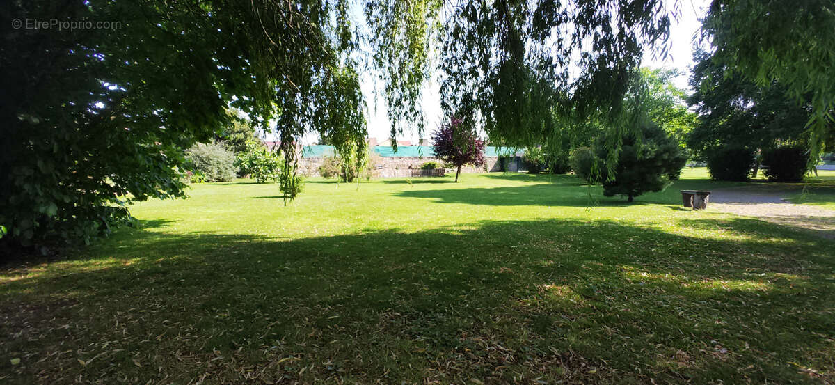 Maison à SAINT-POURCAIN-SUR-SIOULE