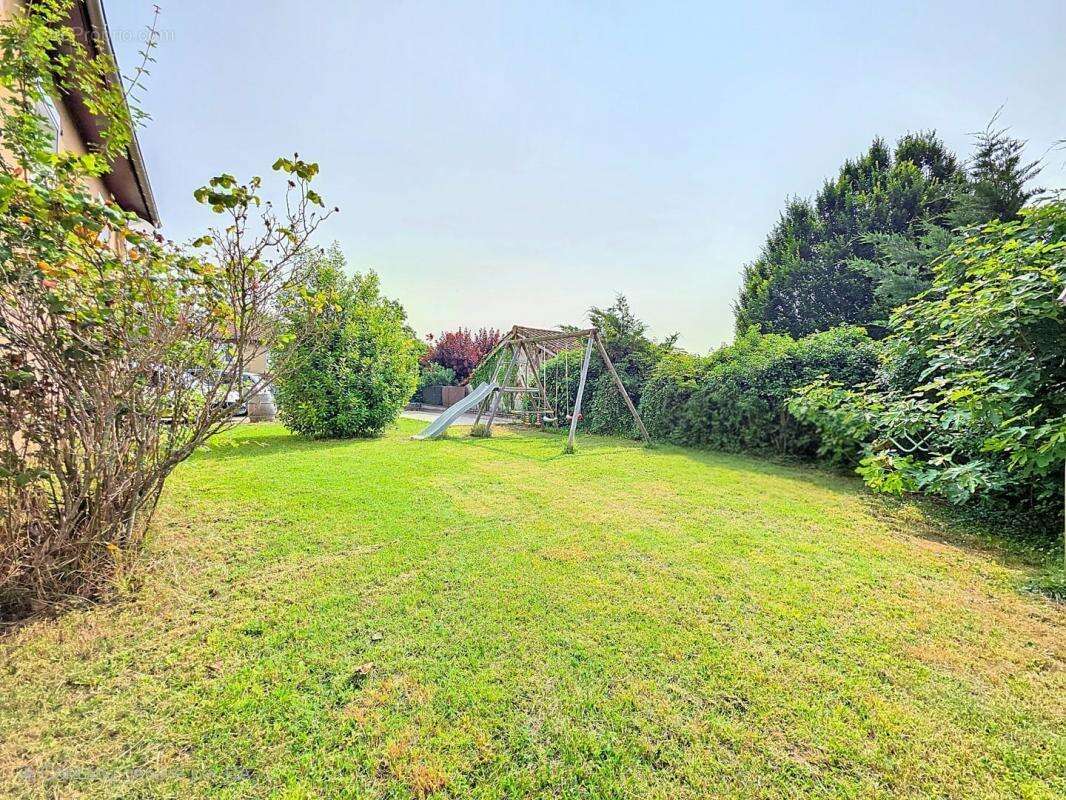 Maison à OYTIER-SAINT-OBLAS