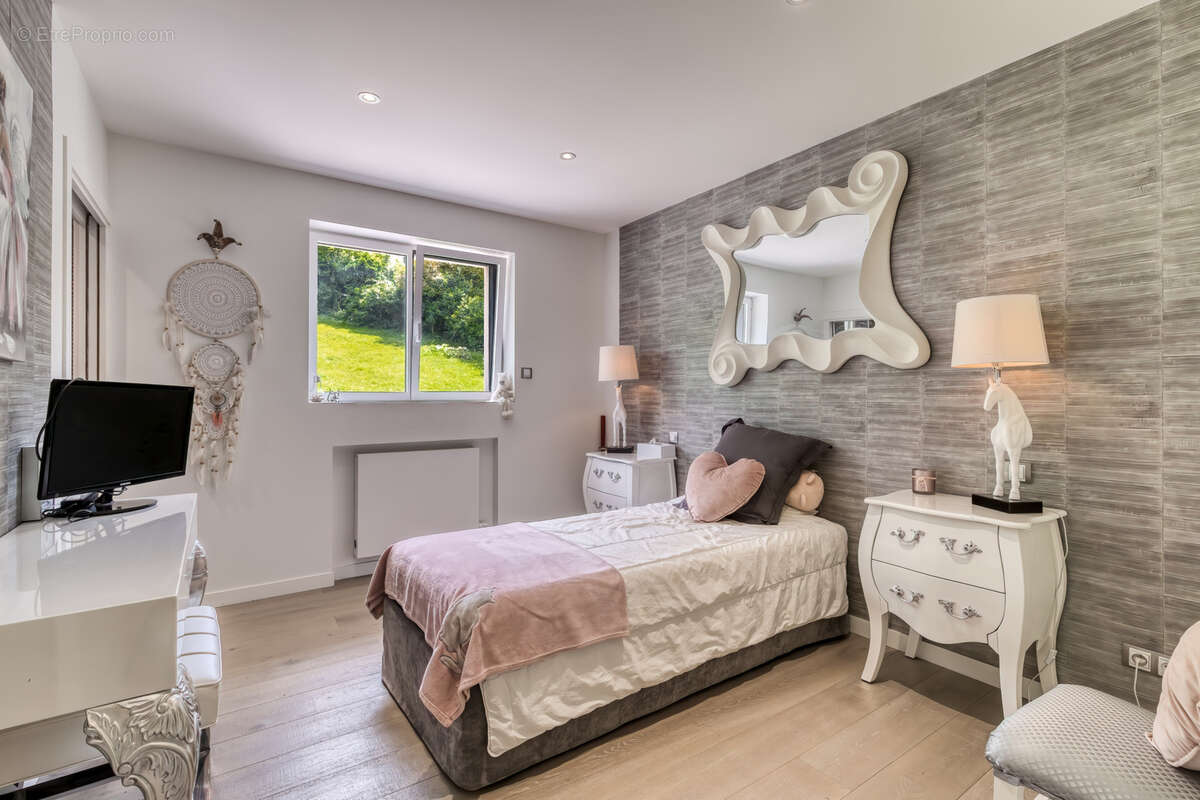 Maison à JACOB-BELLECOMBETTE