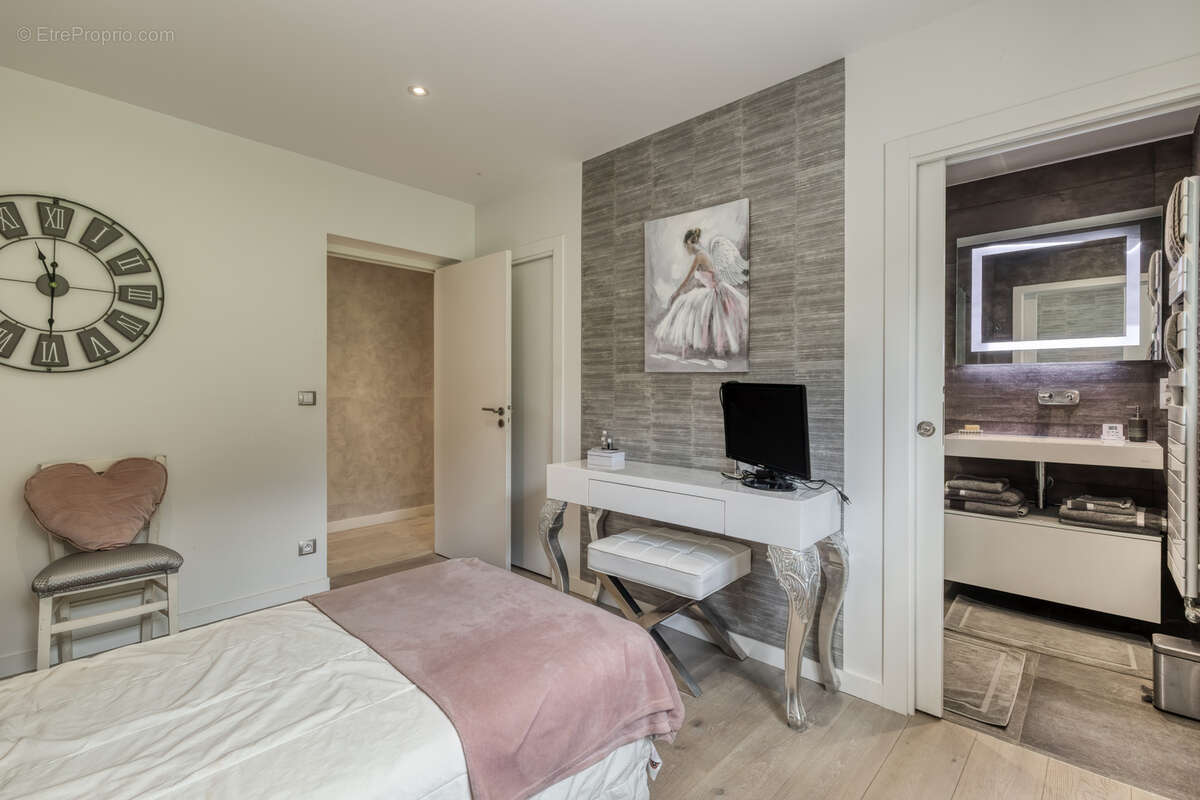 Maison à JACOB-BELLECOMBETTE