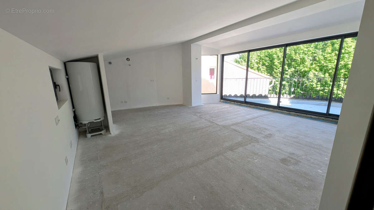 Maison à LAROQUE-DES-ALBERES