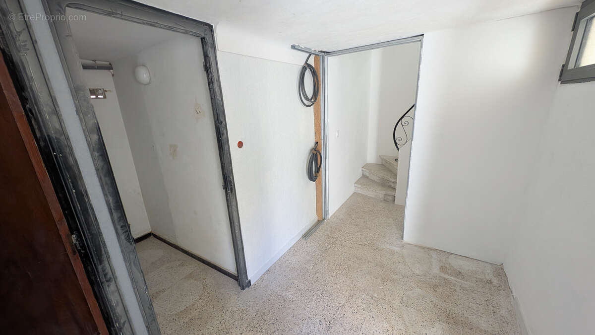 Maison à LAROQUE-DES-ALBERES