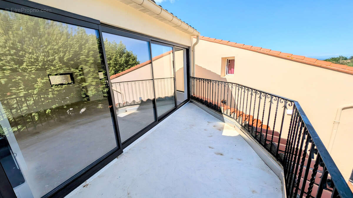 Maison à LAROQUE-DES-ALBERES