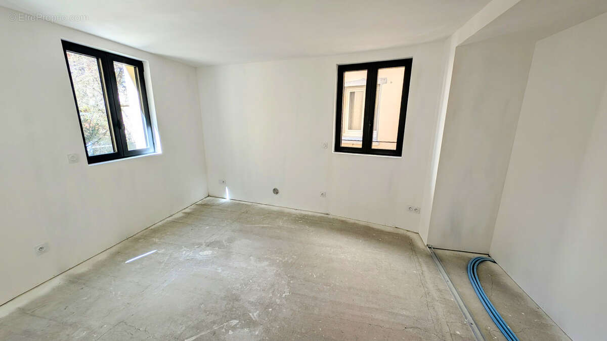 Maison à LAROQUE-DES-ALBERES