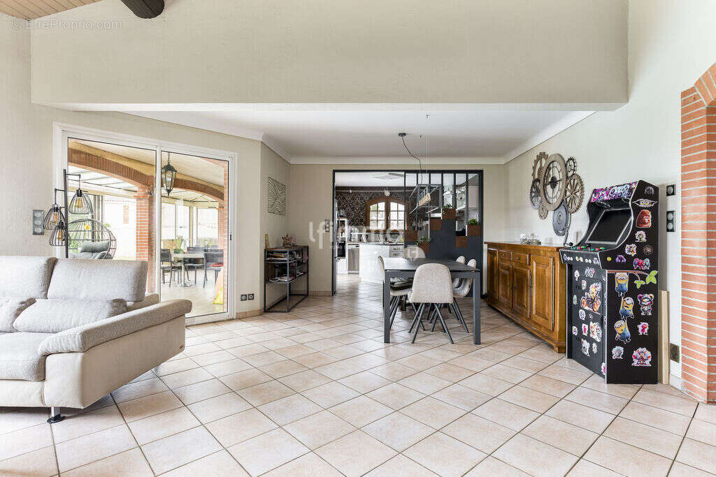 Maison à CORNEBARRIEU