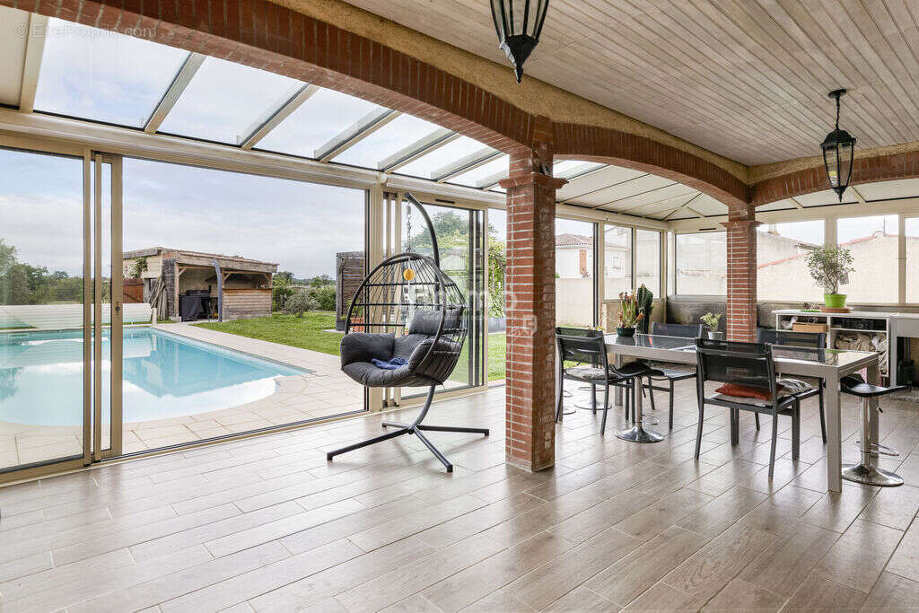 Maison à CORNEBARRIEU