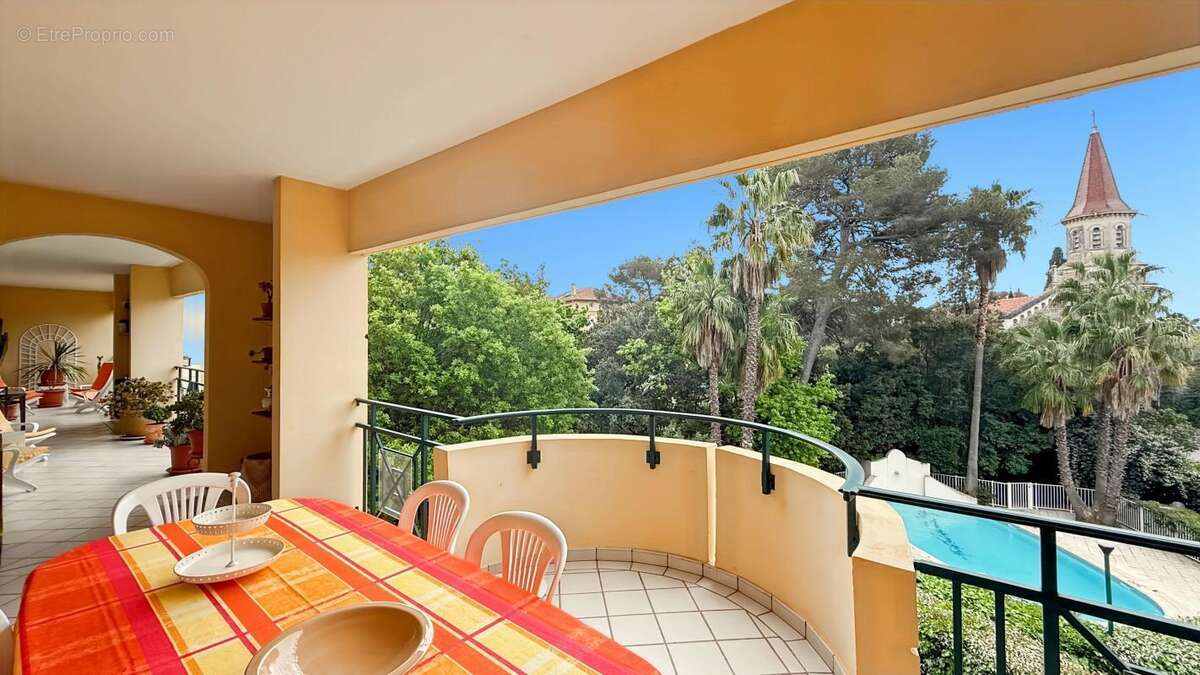 Appartement à SAINT-RAPHAEL