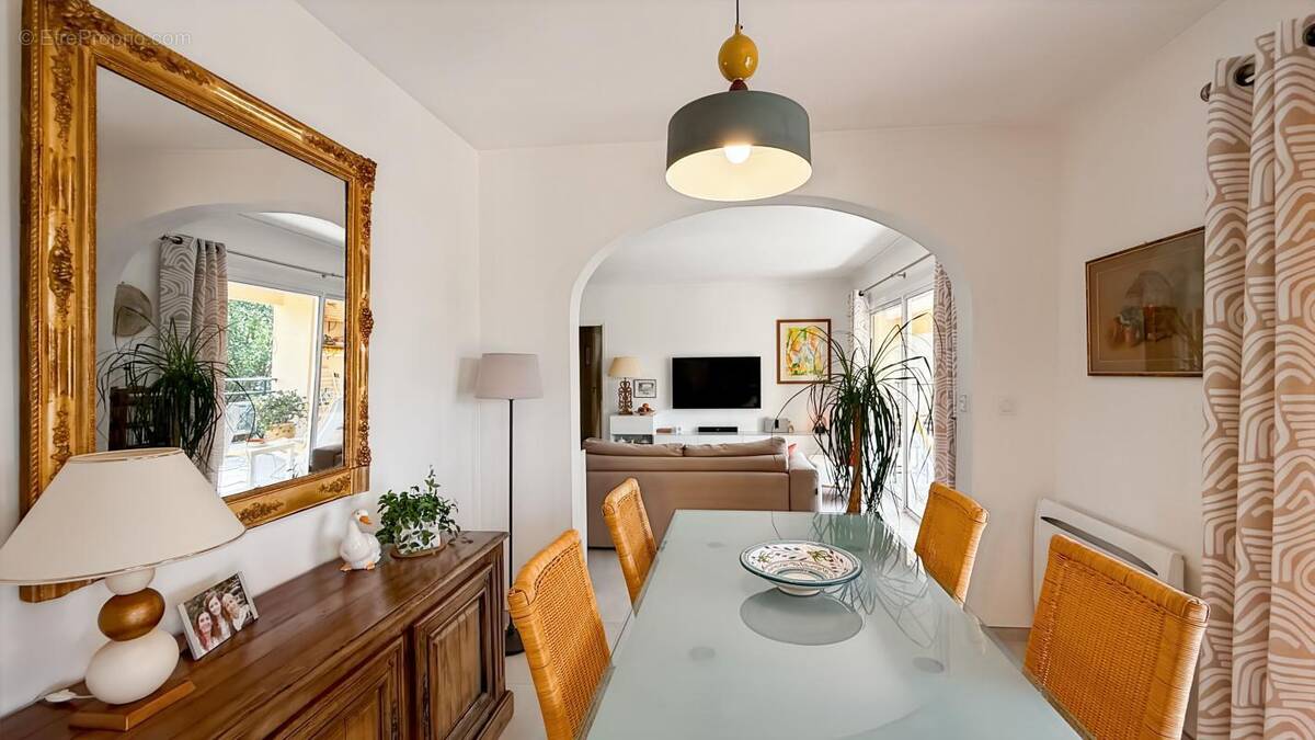 Appartement à SAINT-RAPHAEL
