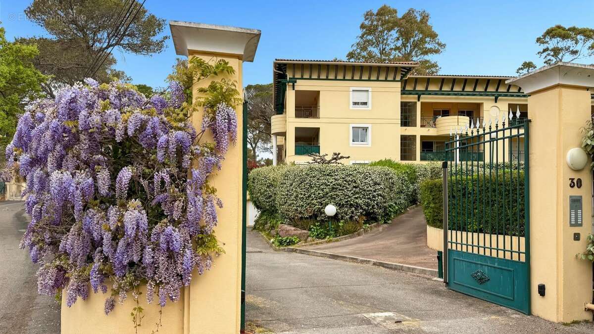 Appartement à SAINT-RAPHAEL