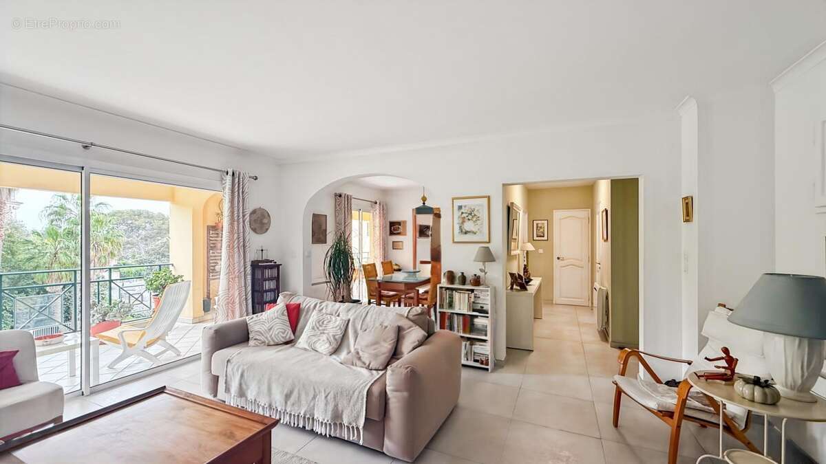 Appartement à SAINT-RAPHAEL