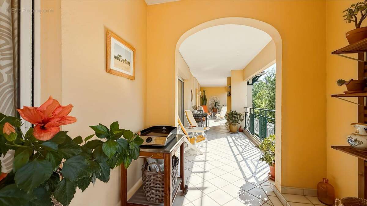 Appartement à SAINT-RAPHAEL