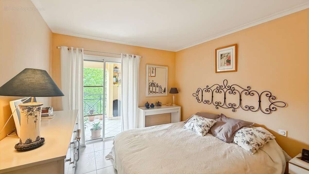 Appartement à SAINT-RAPHAEL