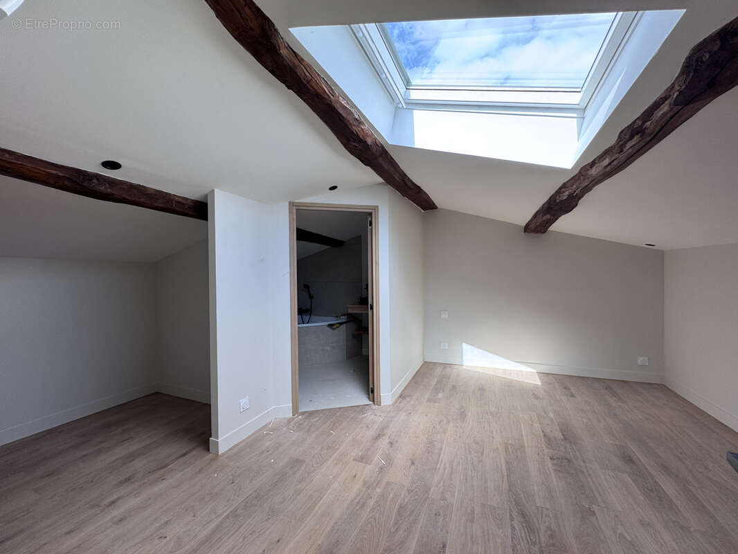 Maison à SAINT-CLAIR-DU-RHONE