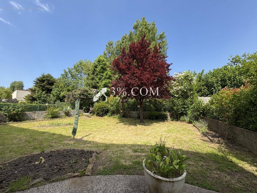 Maison à SAINT-MARTIN-BOULOGNE