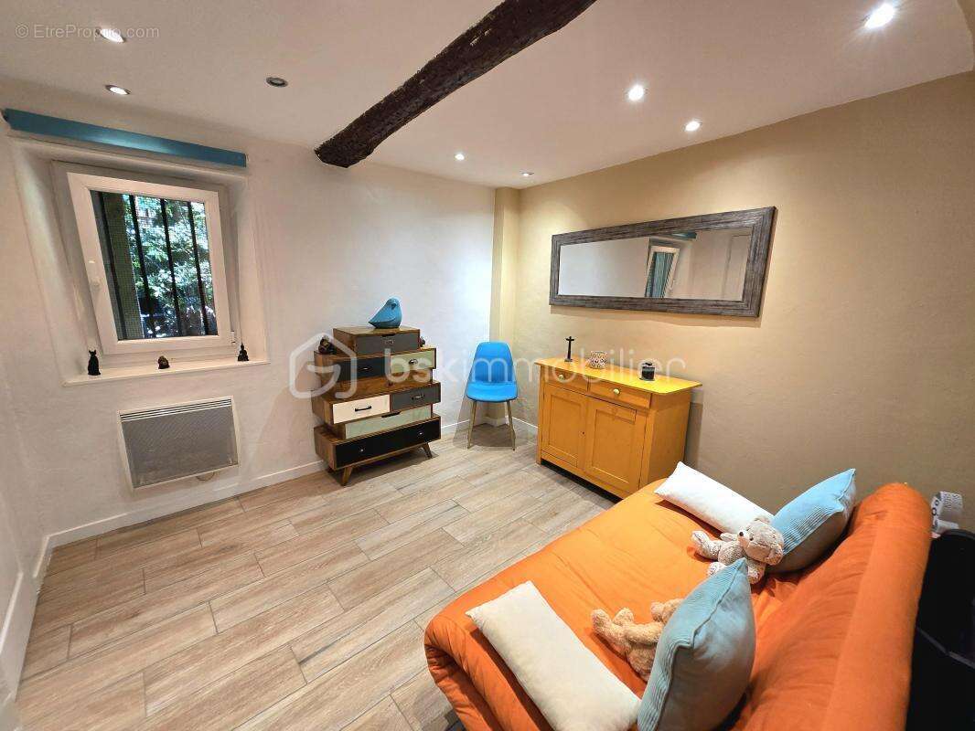 Maison à VILLENEUVE-LOUBET