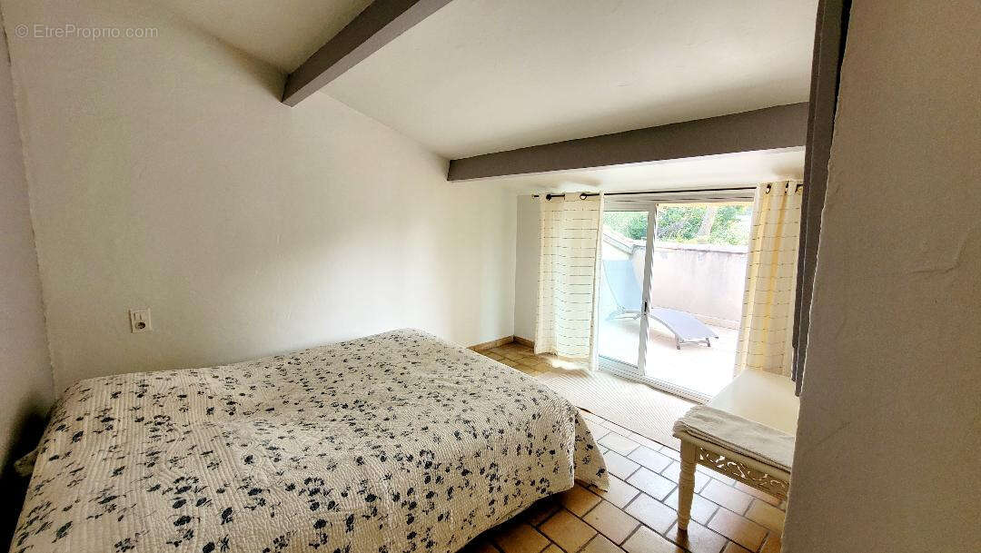 Maison à L&#039;ISLE-SUR-LA-SORGUE