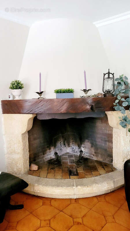 Maison à L&#039;ISLE-SUR-LA-SORGUE