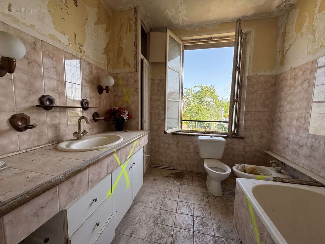 Appartement à SAINT-PRYVE-SAINT-MESMIN