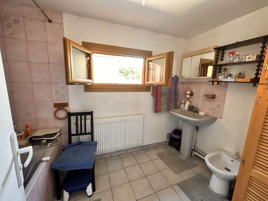 Maison à VAIRES-SUR-MARNE