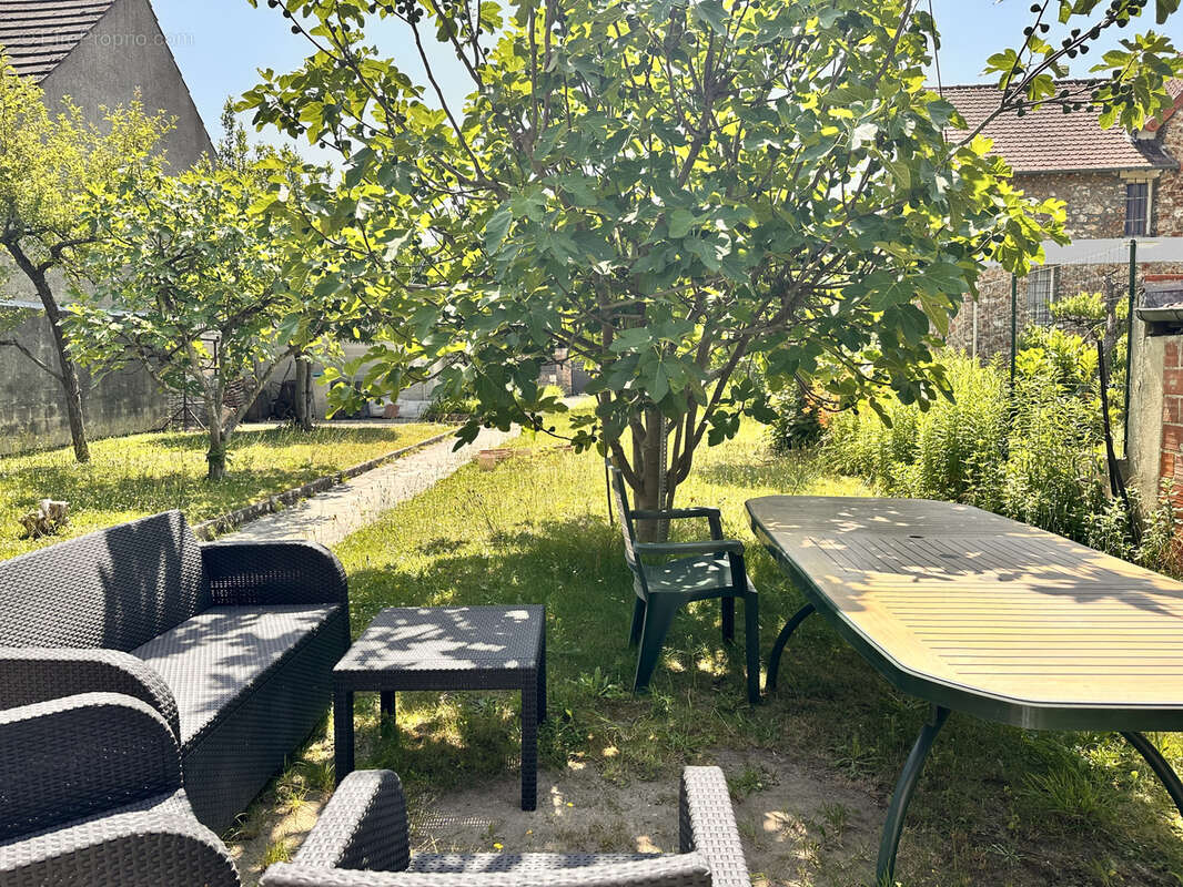 Maison à VAIRES-SUR-MARNE