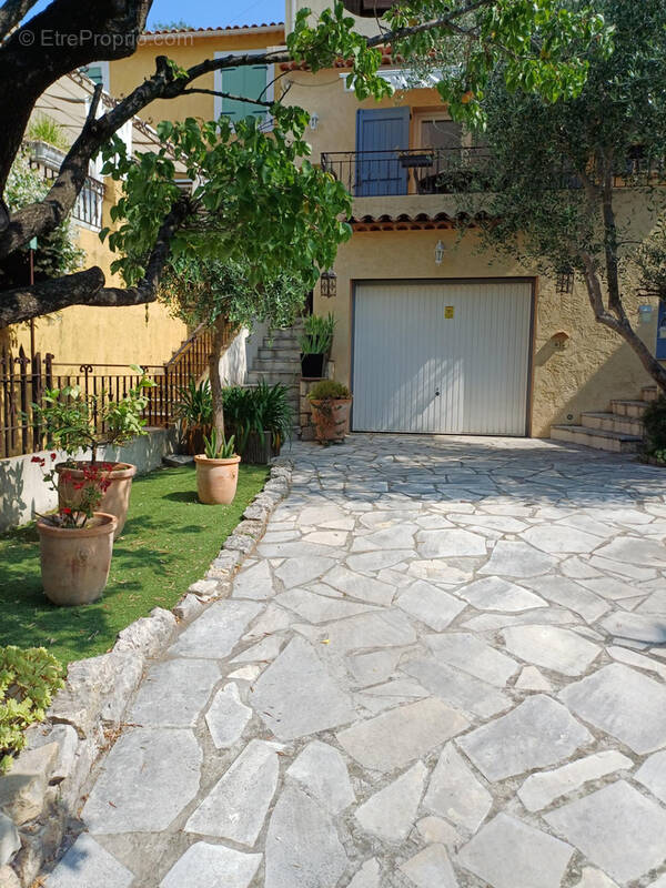 Maison à PEYMEINADE