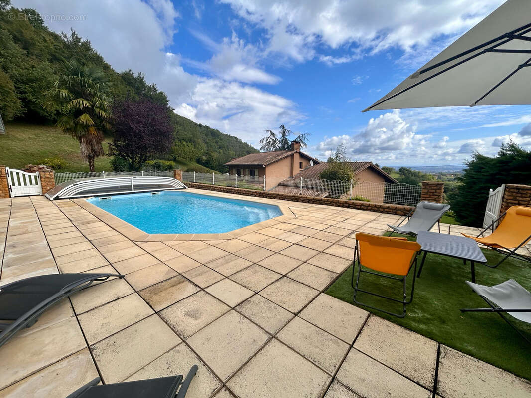 Maison à VILLE-SUR-JARNIOUX