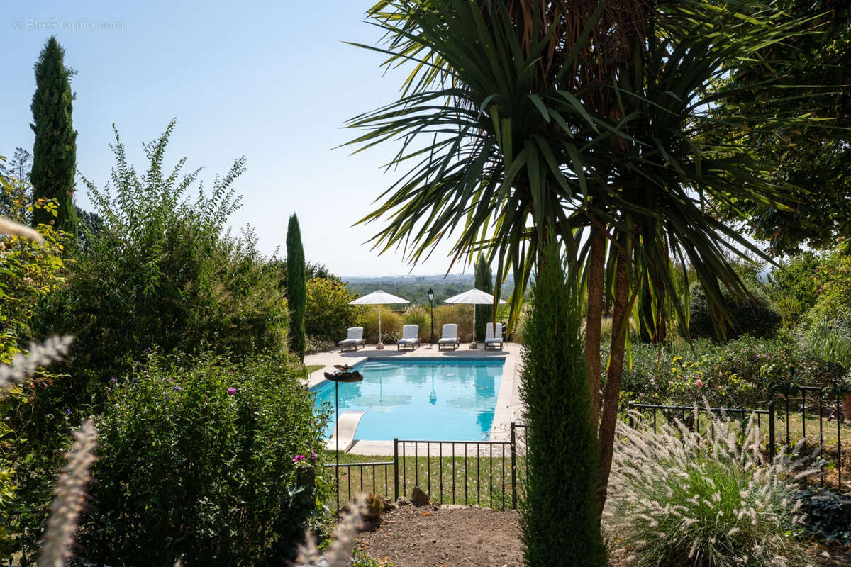 Maison à CALUIRE-ET-CUIRE