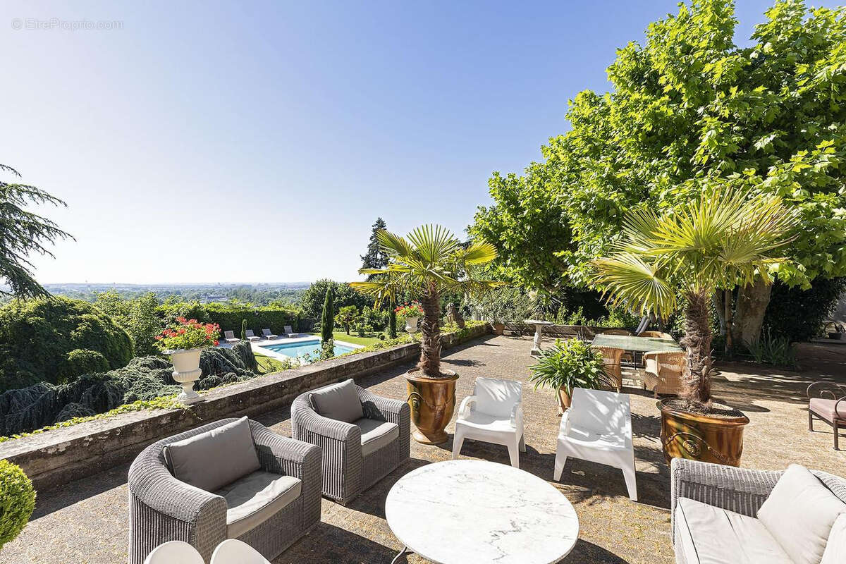 Maison à CALUIRE-ET-CUIRE