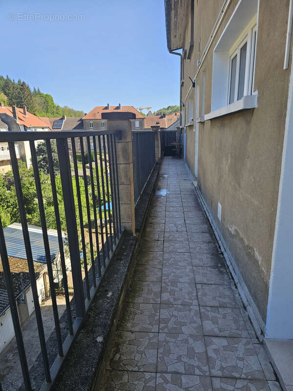 Appartement à ALGRANGE