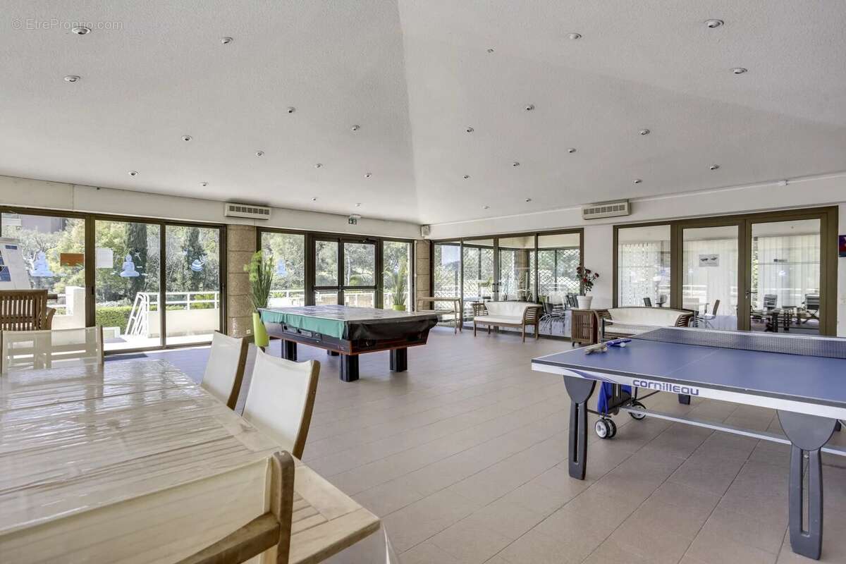 Appartement à MANDELIEU-LA-NAPOULE