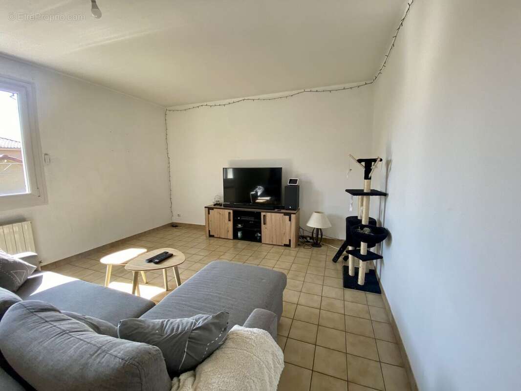 Maison à PEYRAT-DE-BELLAC