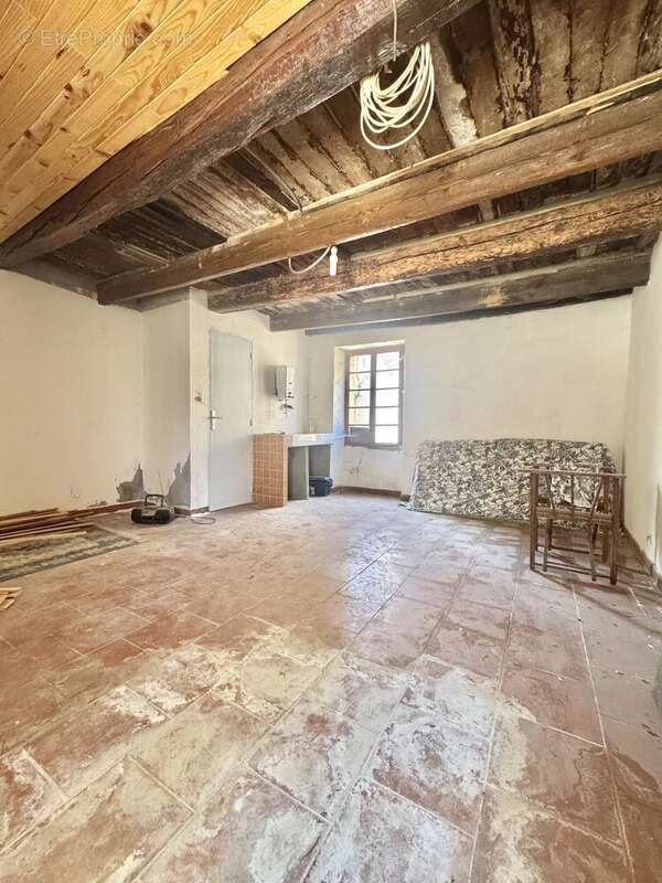 Appartement à MALAUSSENE