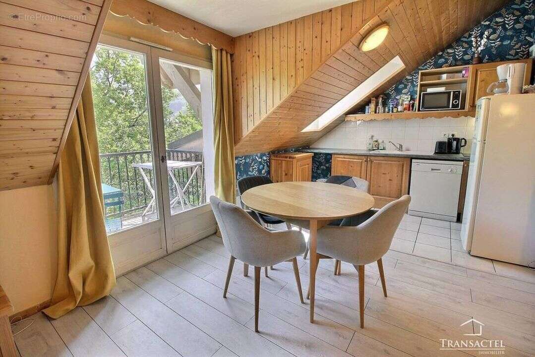 Appartement à SAINT-GERVAIS-LES-BAINS