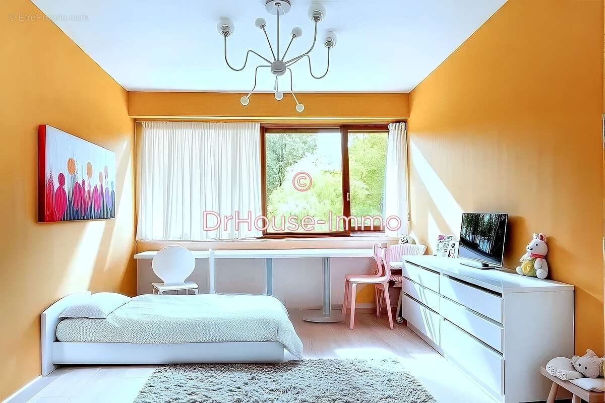 Appartement à NOISY-LE-ROI