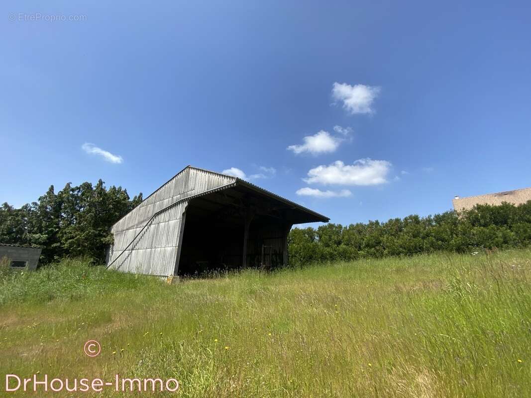 Maison à CROISILLES