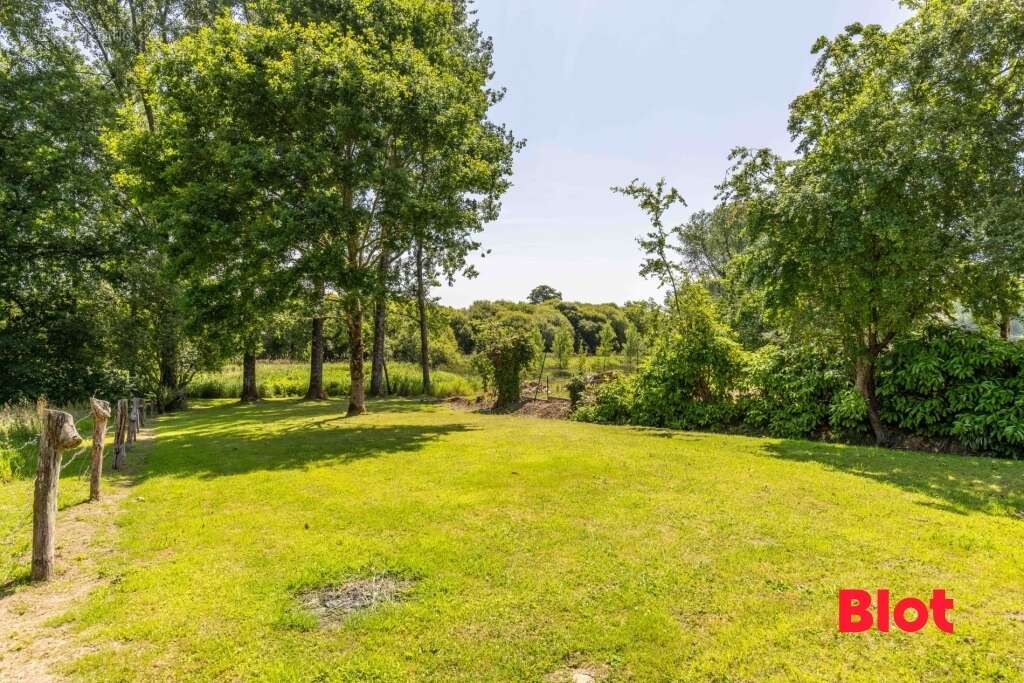 Maison à LA BAZOUGE-DU-DESERT