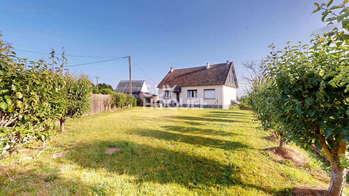 Maison à ISIGNY-LE-BUAT