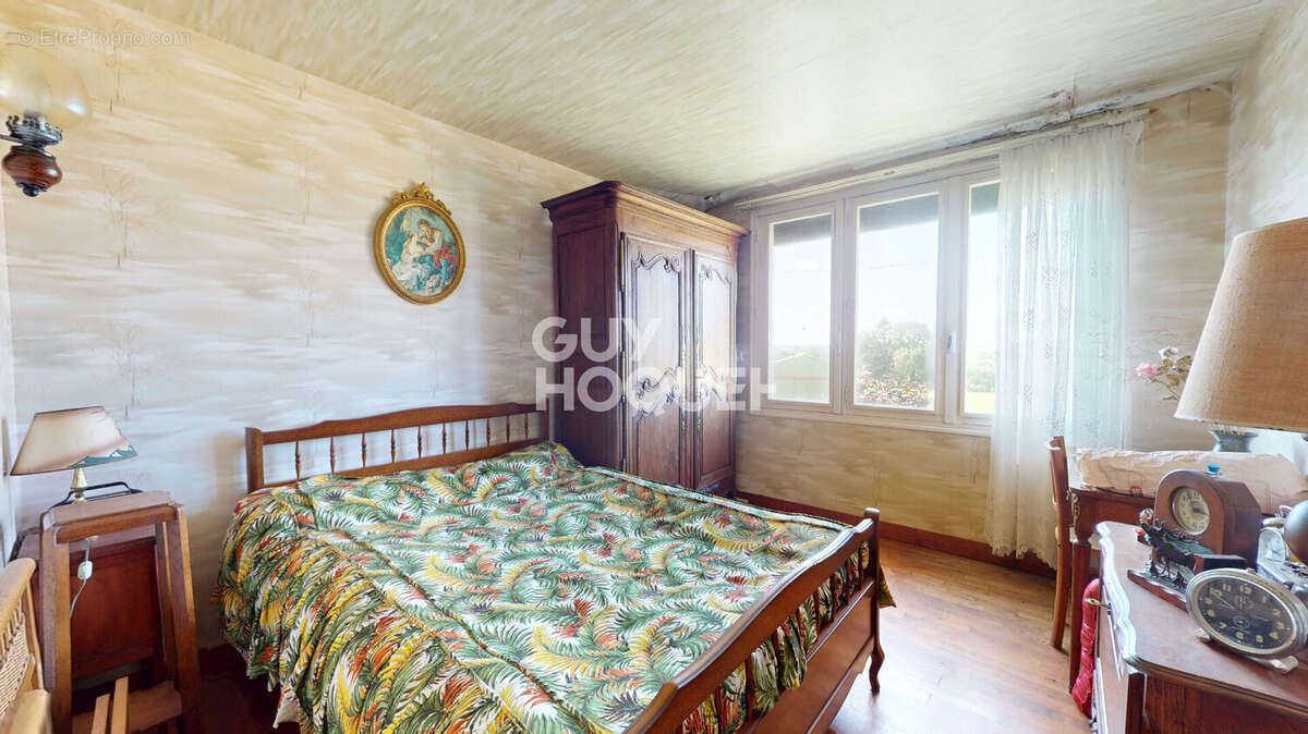 Maison à ISIGNY-LE-BUAT