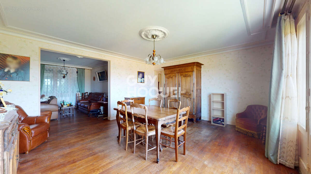 Maison à ISIGNY-LE-BUAT