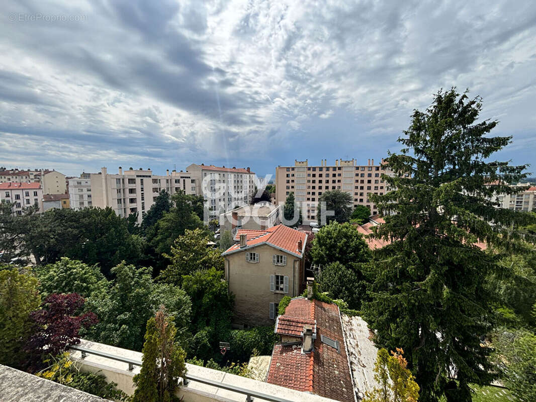 Appartement à LYON-4E