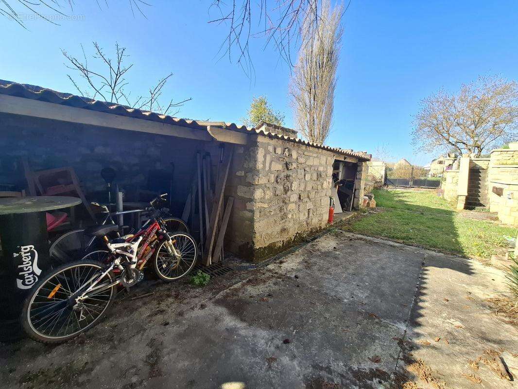 Maison à CUISE-LA-MOTTE